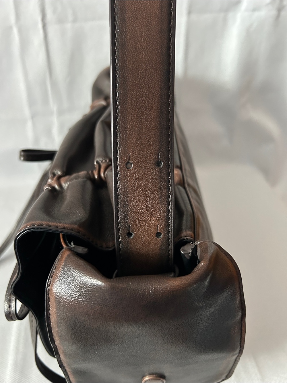 Designer Handbag  Multipocket Bag Y2K  Bow Bag with Washed Finish Vintage Hobo - Picture 12 of 15